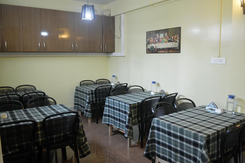 Orange Homestay Shillong Exterior foto