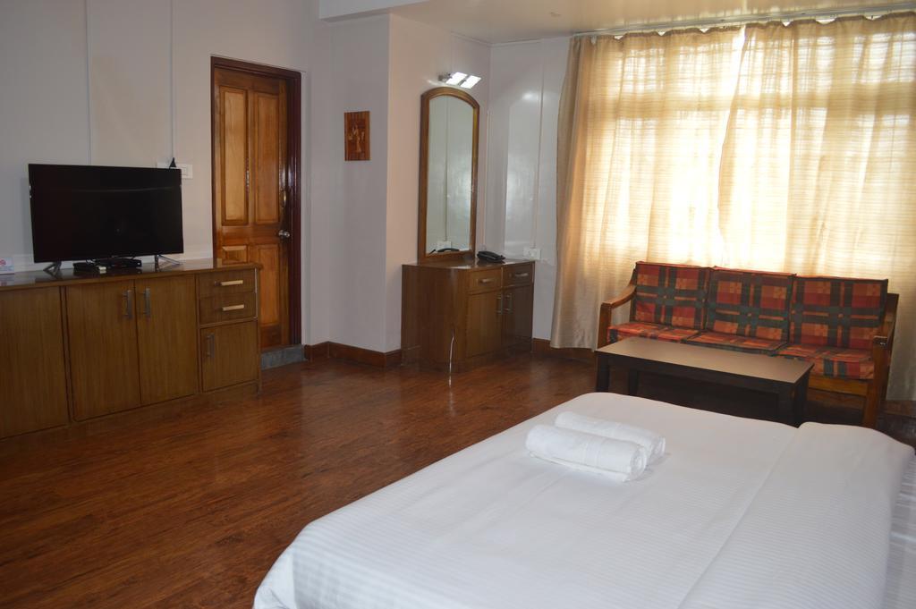 Orange Homestay Shillong Exterior foto