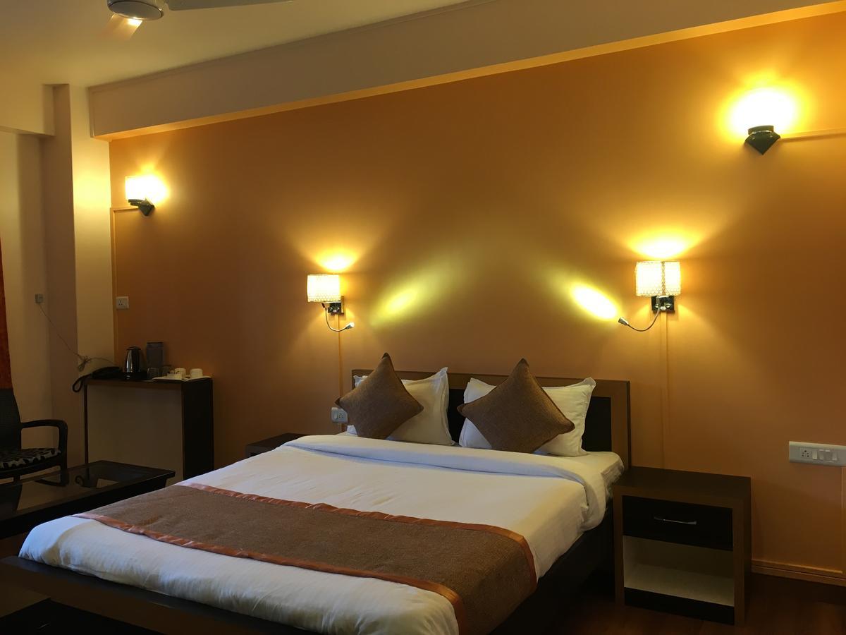 Orange Homestay Shillong Exterior foto
