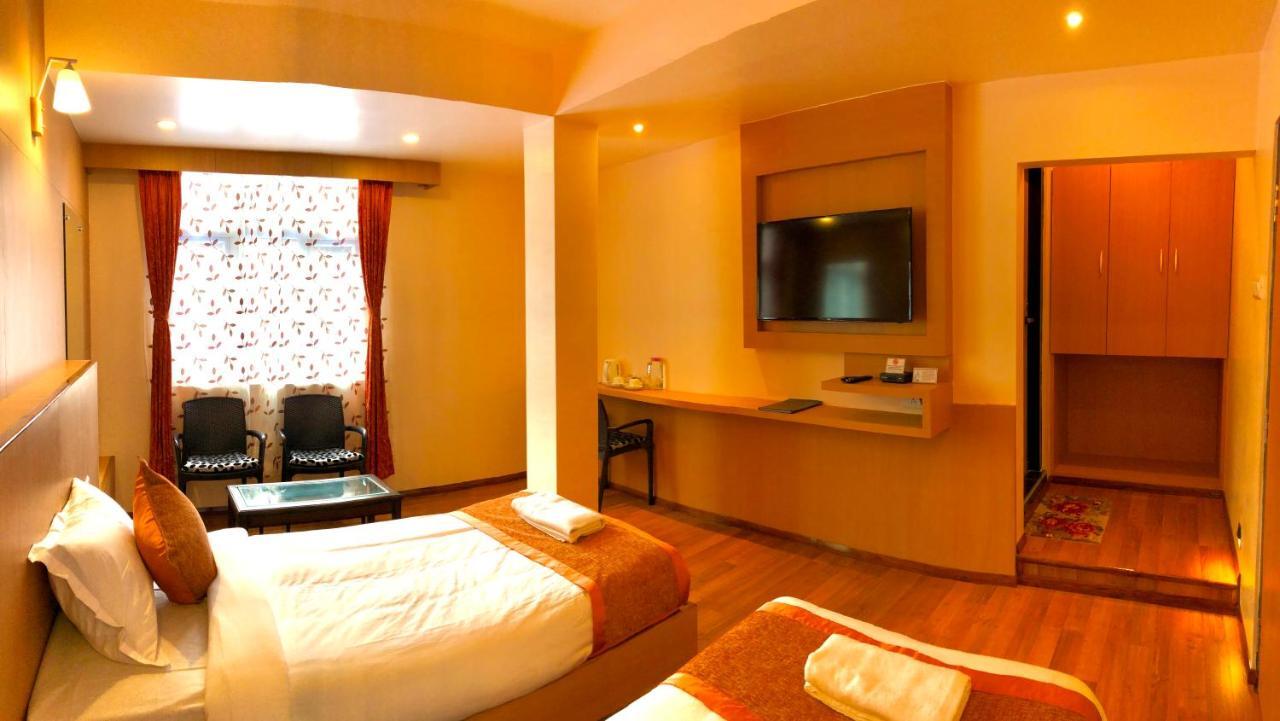 Orange Homestay Shillong Exterior foto