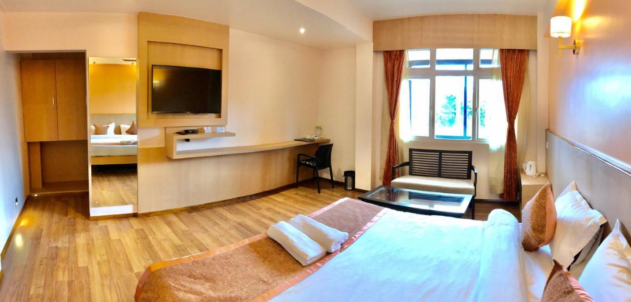 Orange Homestay Shillong Exterior foto
